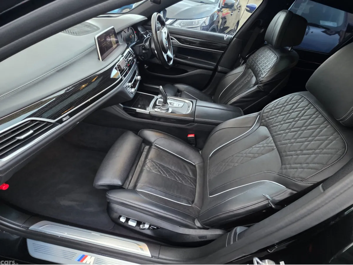 BMW 7-Series Saloon, Diesel, 2018, Black