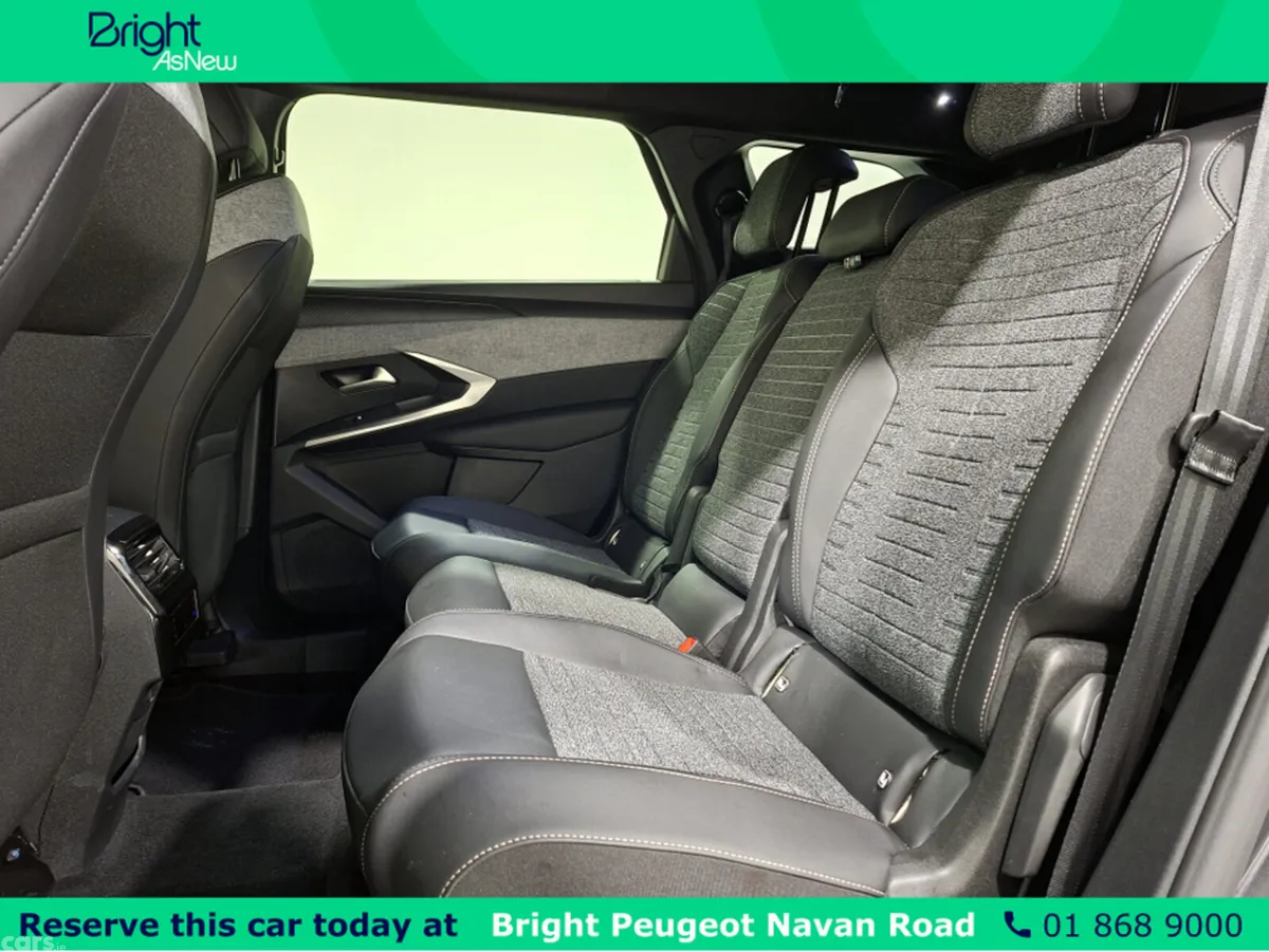 Peugeot 5008 SUV, Petrol Hybrid, 2025, Grey