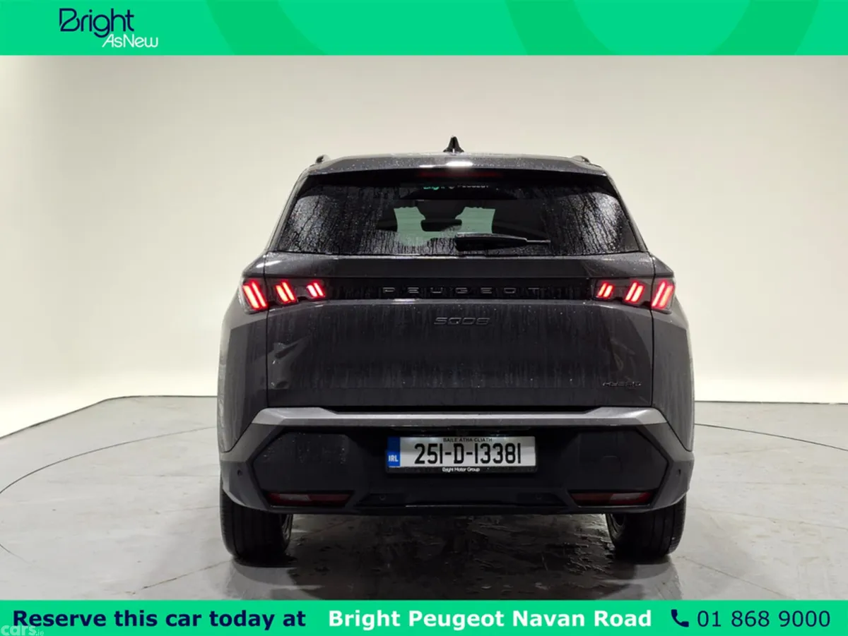 Peugeot 5008 SUV, Petrol Hybrid, 2025, Grey