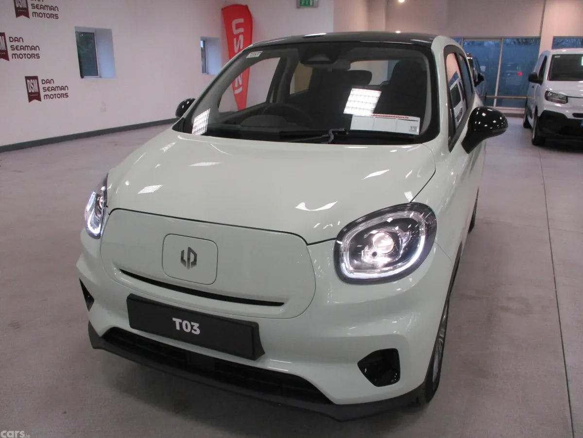 Leapmotor T03 Hatchback, Electric, 2026, Green