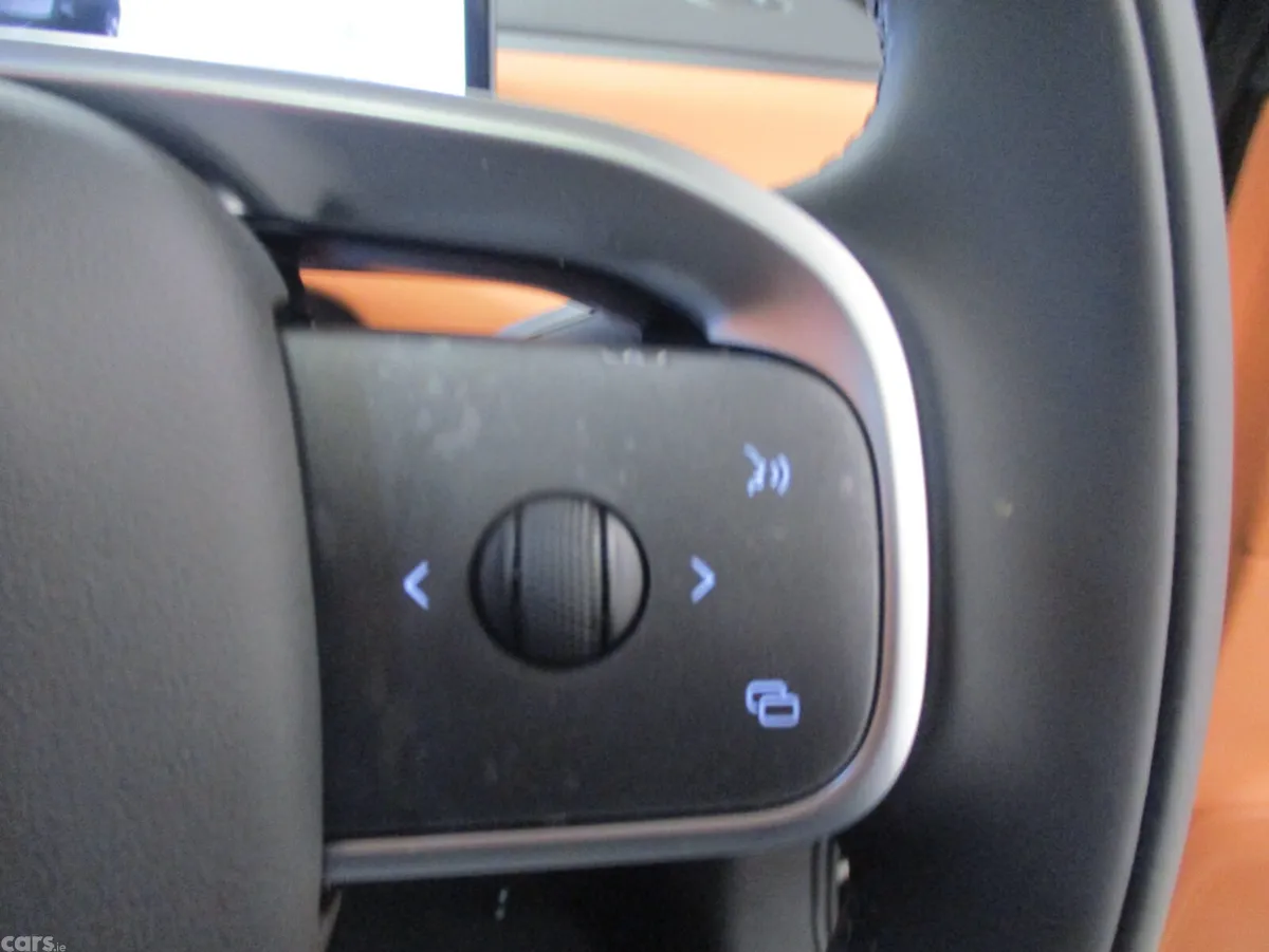 Leapmotor C10 SUV, Petrol Plug-in Hybrid, 2027, Black