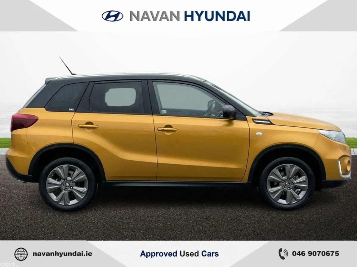Suzuki Vitara SUV, Petrol Hybrid, 2023, Yellow