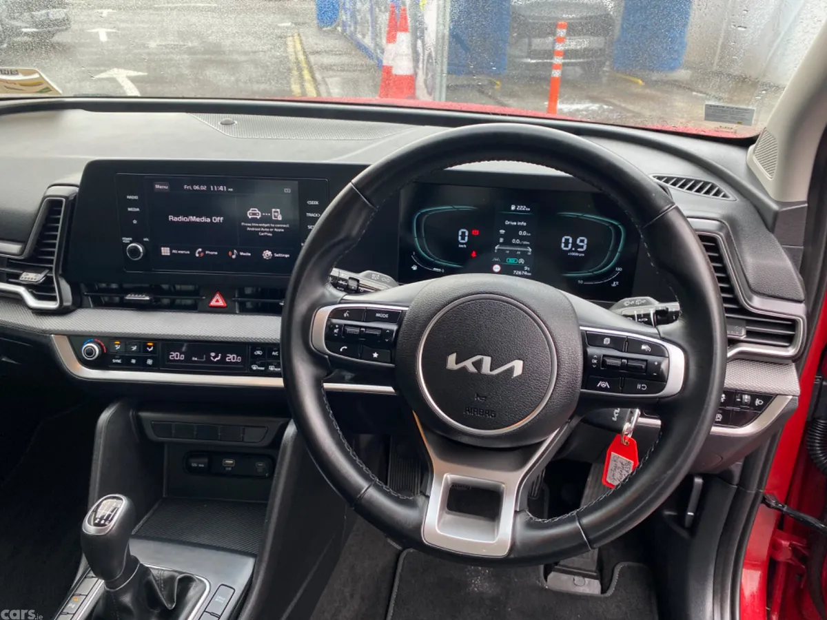 Kia Sportage SUV, Diesel Hybrid, 2023, Red