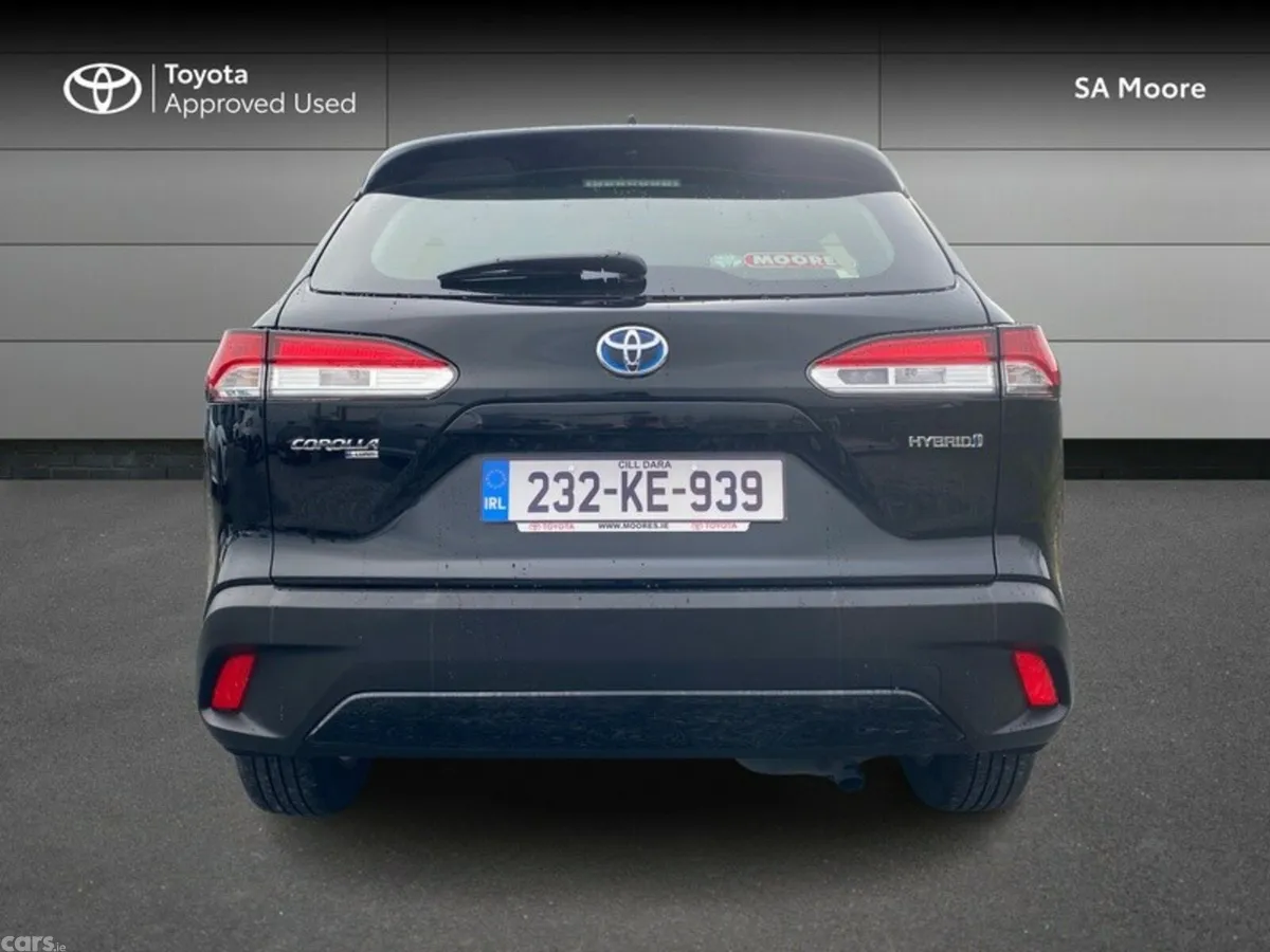 Toyota Corolla Cross Hatchback, Petrol Hybrid, 2023, Black
