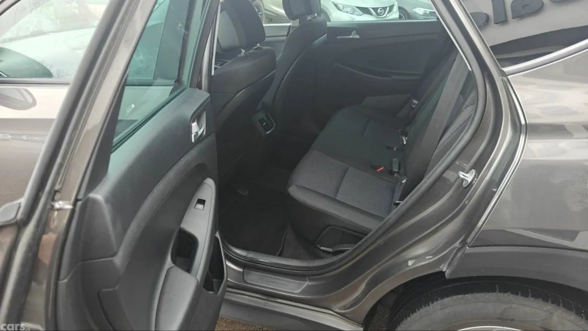 Hyundai Tucson SUV, Diesel, 2018, Brown