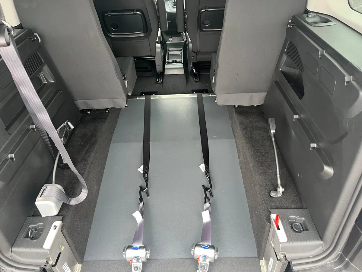 Citroen Berlingo Multispace MPV, Diesel, 2026, Silver