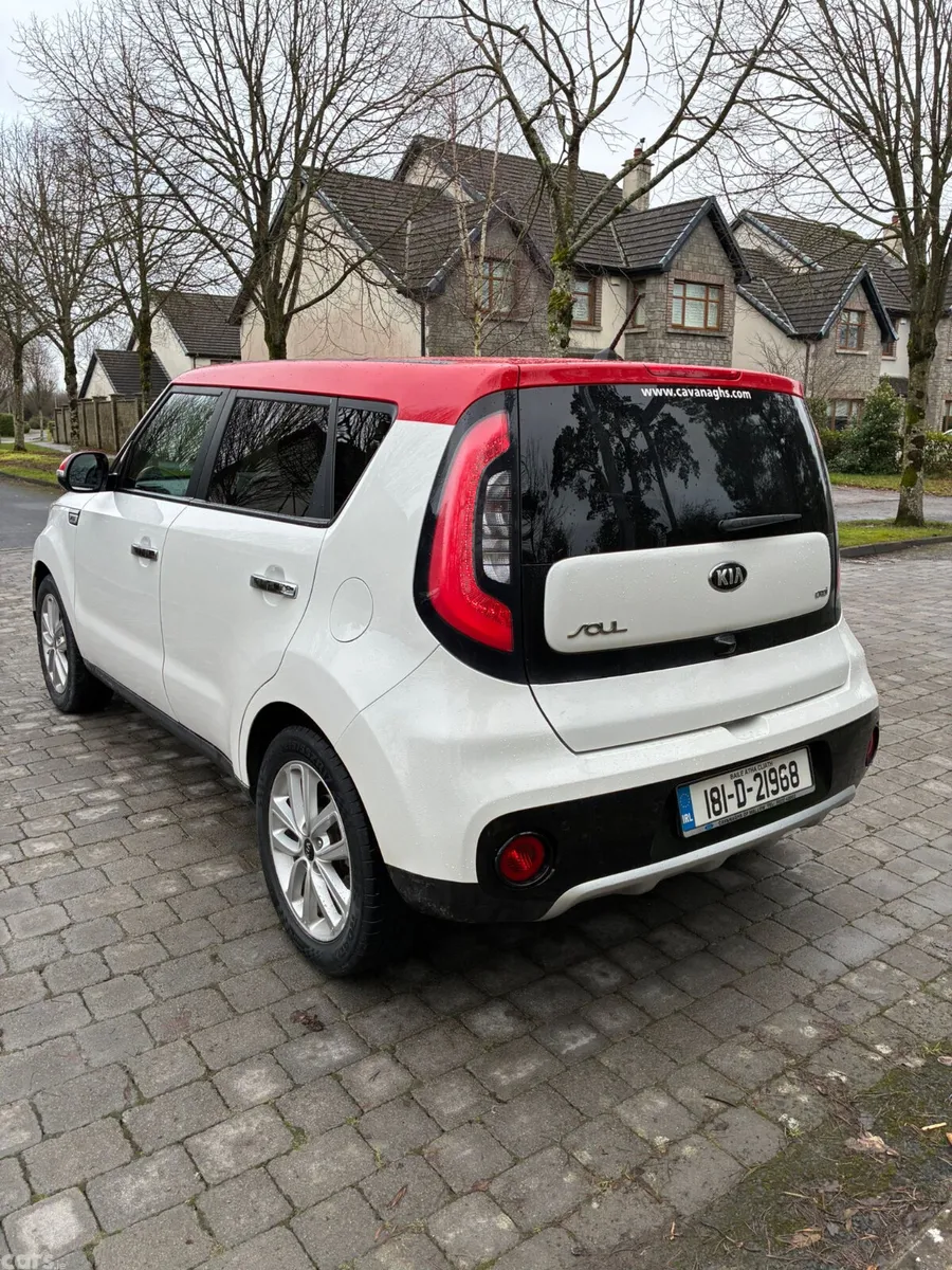 Kia Soul Hatchback, Diesel, 2018, White
