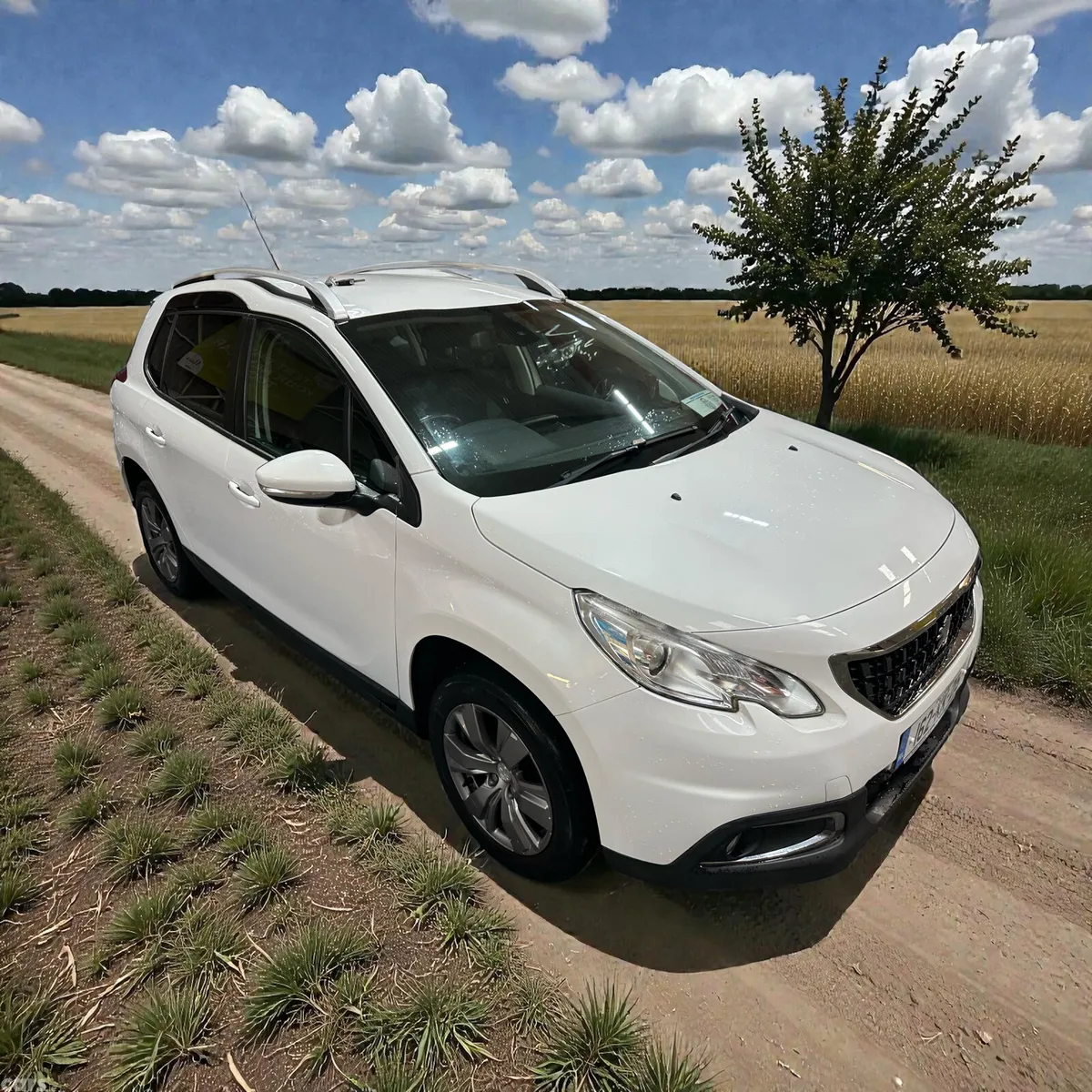 Peugeot 2008 SUV, Petrol, 2016, White