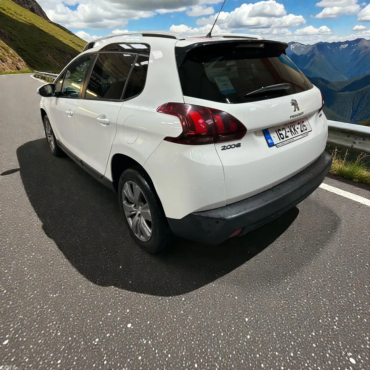 Peugeot 2008 SUV, Petrol, 2016, White