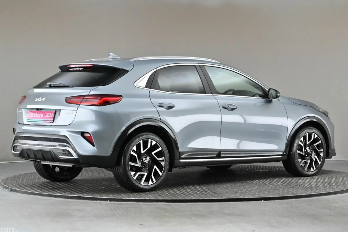 Kia XCeed Hatchback, Petrol Plug-in Hybrid, 2024, Grey