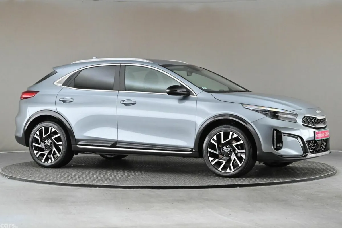 Kia XCeed Hatchback, Petrol Plug-in Hybrid, 2024, Grey