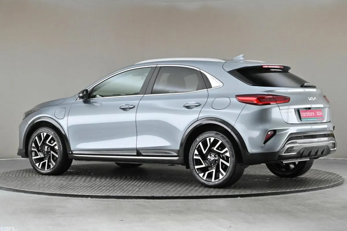 Kia XCeed Hatchback, Petrol Plug-in Hybrid, 2024, Grey