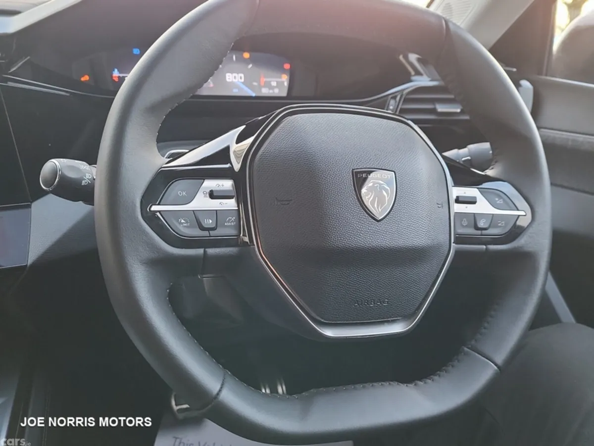 Peugeot 408 Hatchback, Petrol, 2025, Grey