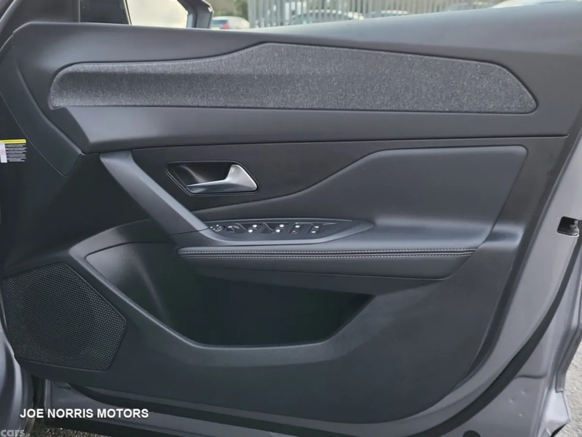 Peugeot 408 Hatchback, Petrol, 2025, Grey