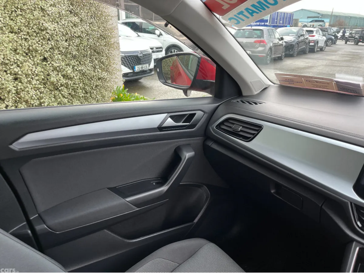 Volkswagen T-Roc SUV, Petrol, 2023, Red