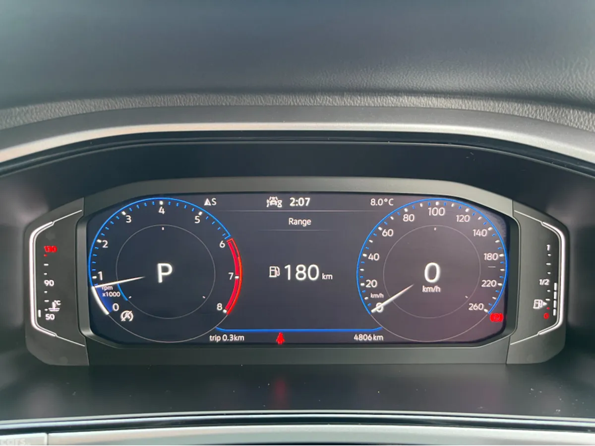 Volkswagen T-Roc SUV, Petrol, 2023, Red