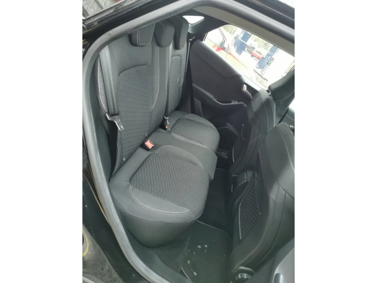 Ford Puma MPV, Petrol Hybrid, 2020, Black