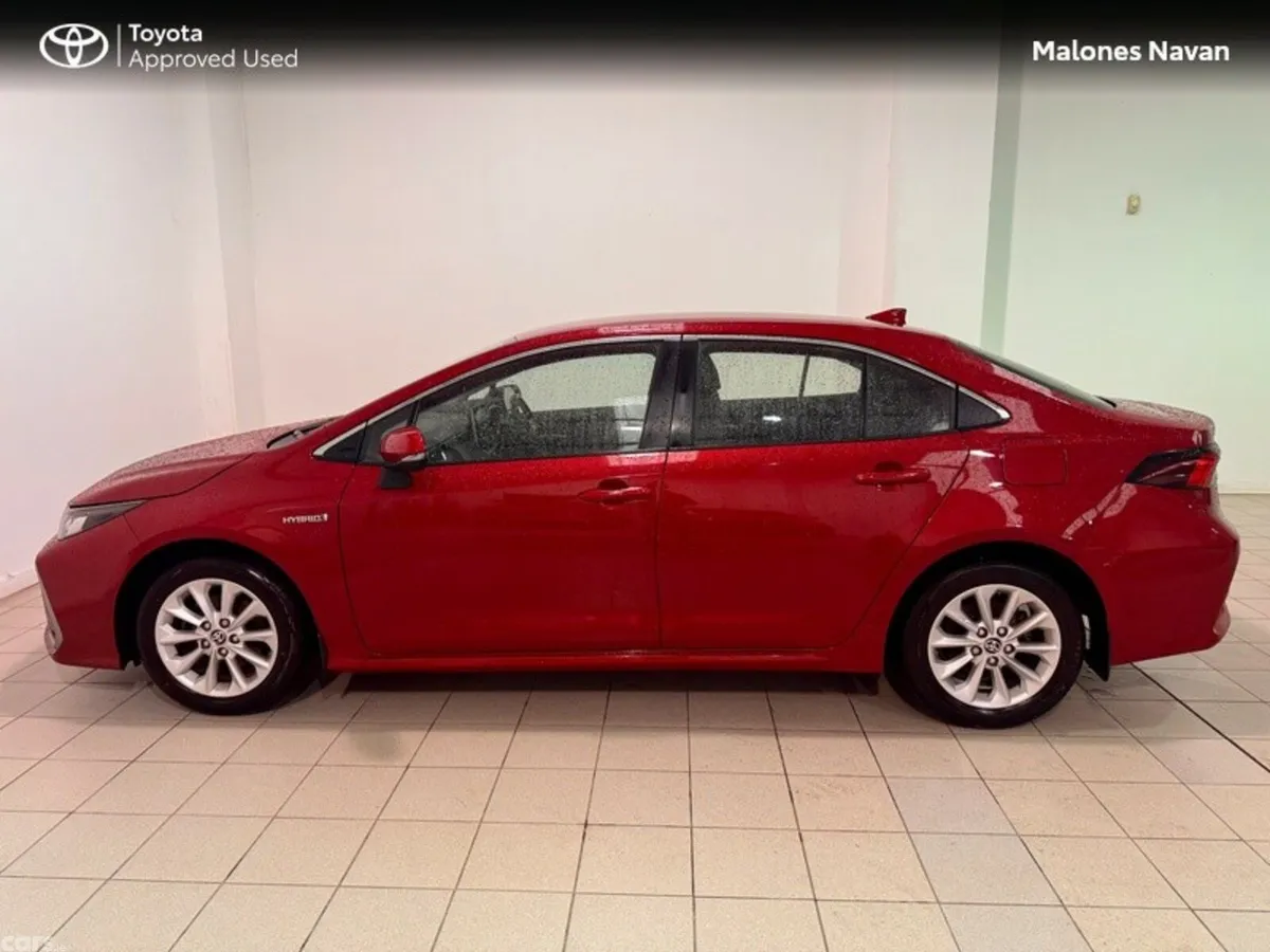 Toyota Corolla Saloon, Petrol Hybrid, 2022, Red