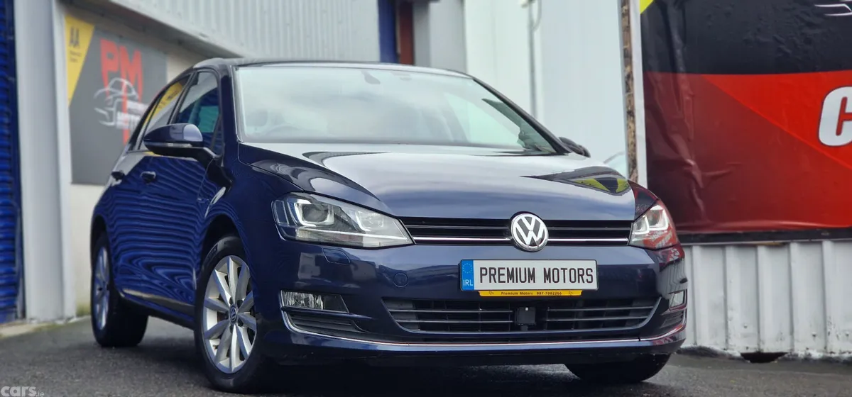 Volkswagen Golf Hatchback, Petrol, 2015, Blue