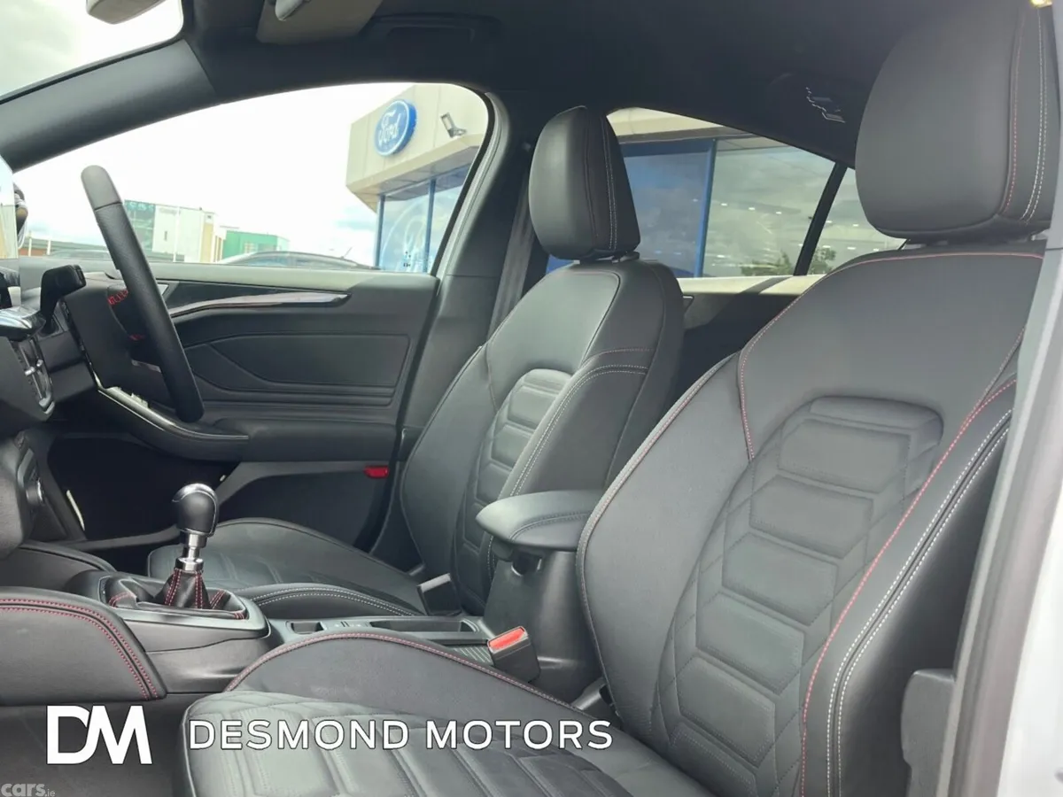 Ford Focus Hatchback, Petrol Hybrid, 2025, White