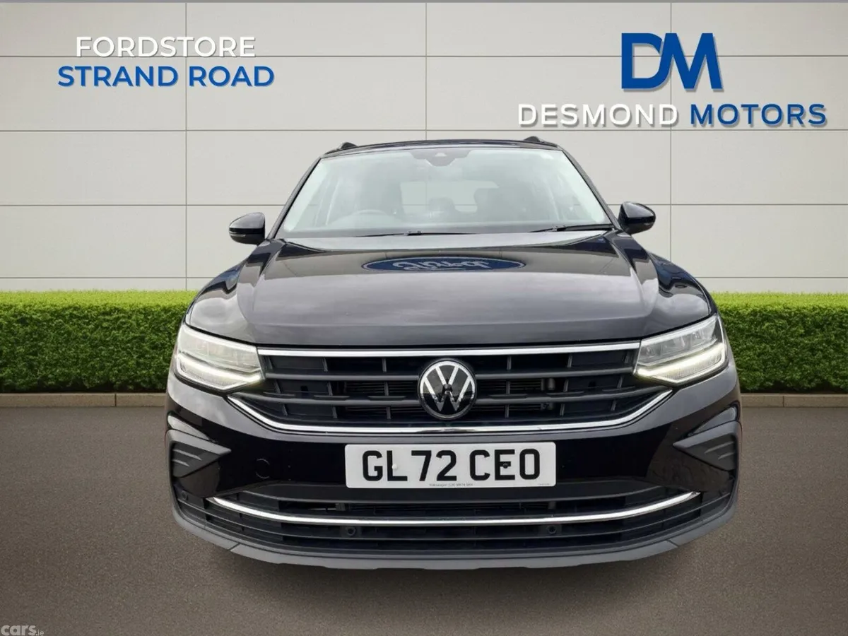 Volkswagen Tiguan SUV, Petrol, 2023, Black