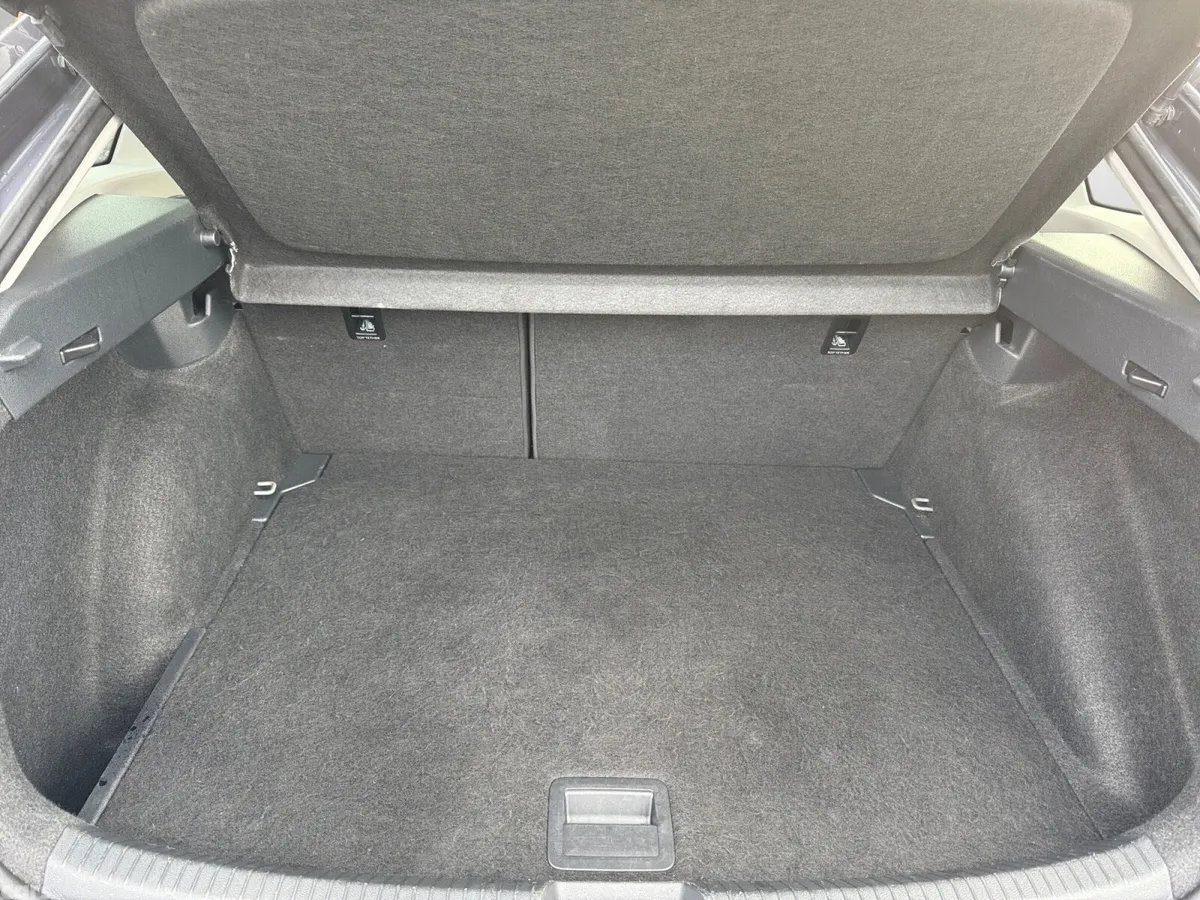 Volkswagen Taigo Estate, Petrol, 2022, Grey