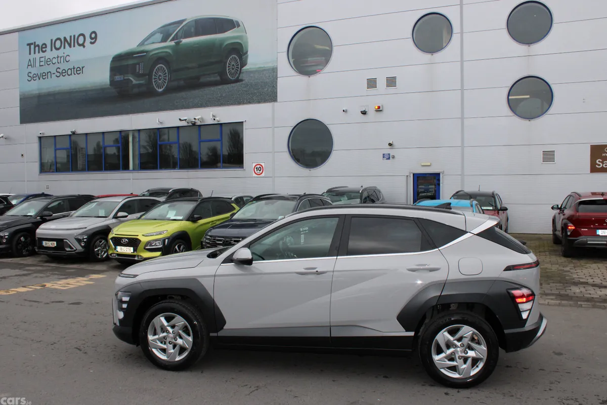 Hyundai KONA MPV, Petrol, 2024, Grey