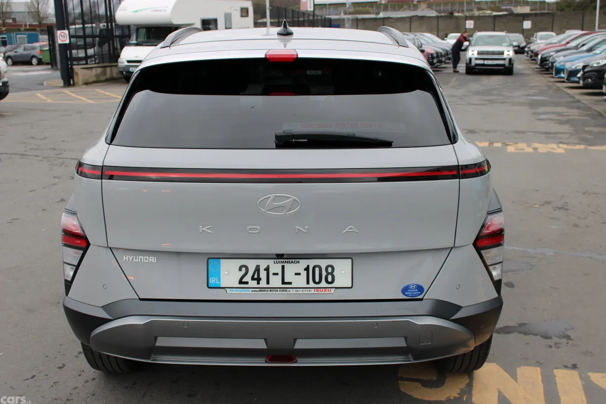 Hyundai KONA MPV, Petrol, 2024, Grey