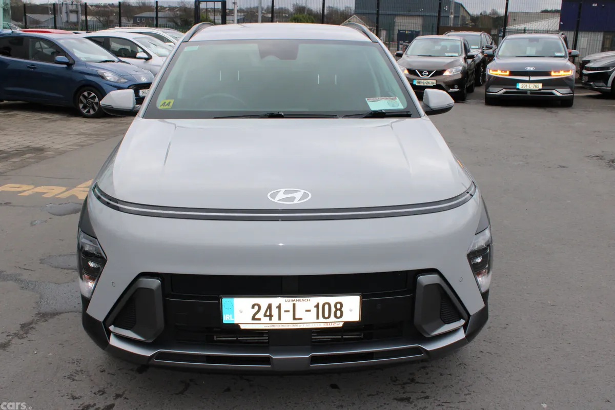 Hyundai KONA MPV, Petrol, 2024, Grey