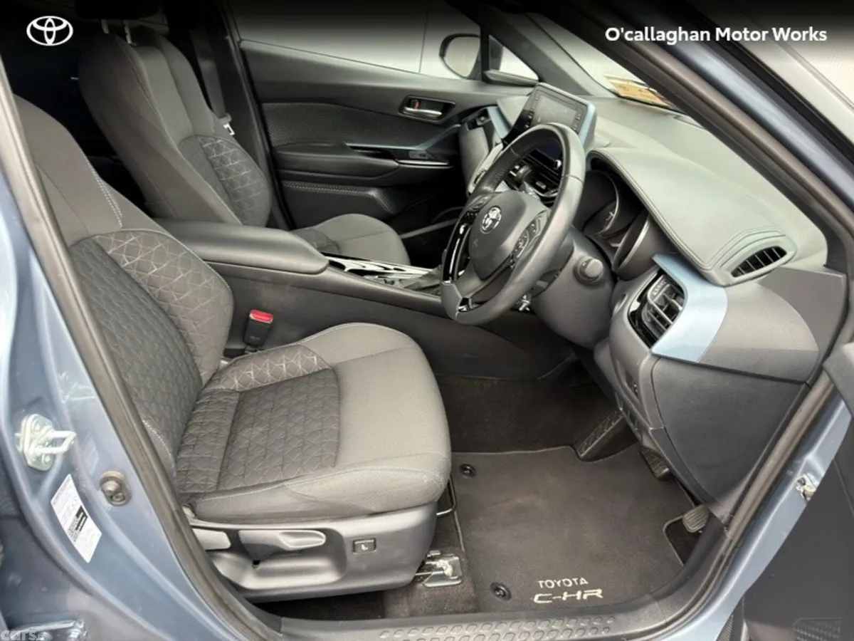 Toyota C-HR SUV, Petrol Hybrid, 2022, Grey