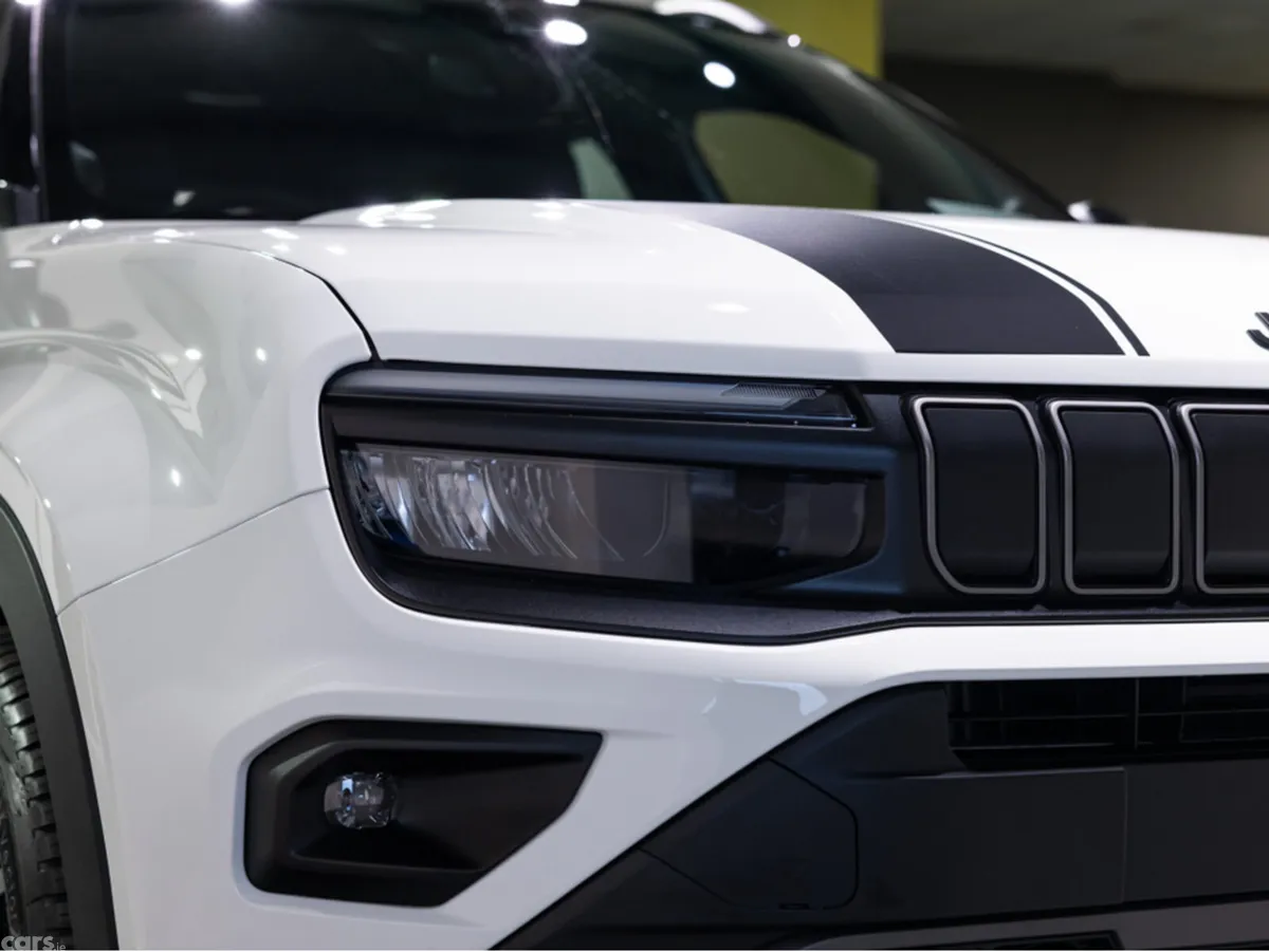 Jeep Avenger SUV, Petrol Hybrid, 2026, White