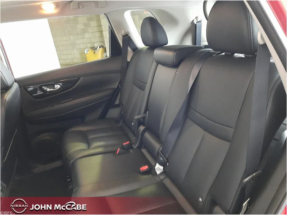 Nissan X-Trail MPV, Diesel, 2021, Red