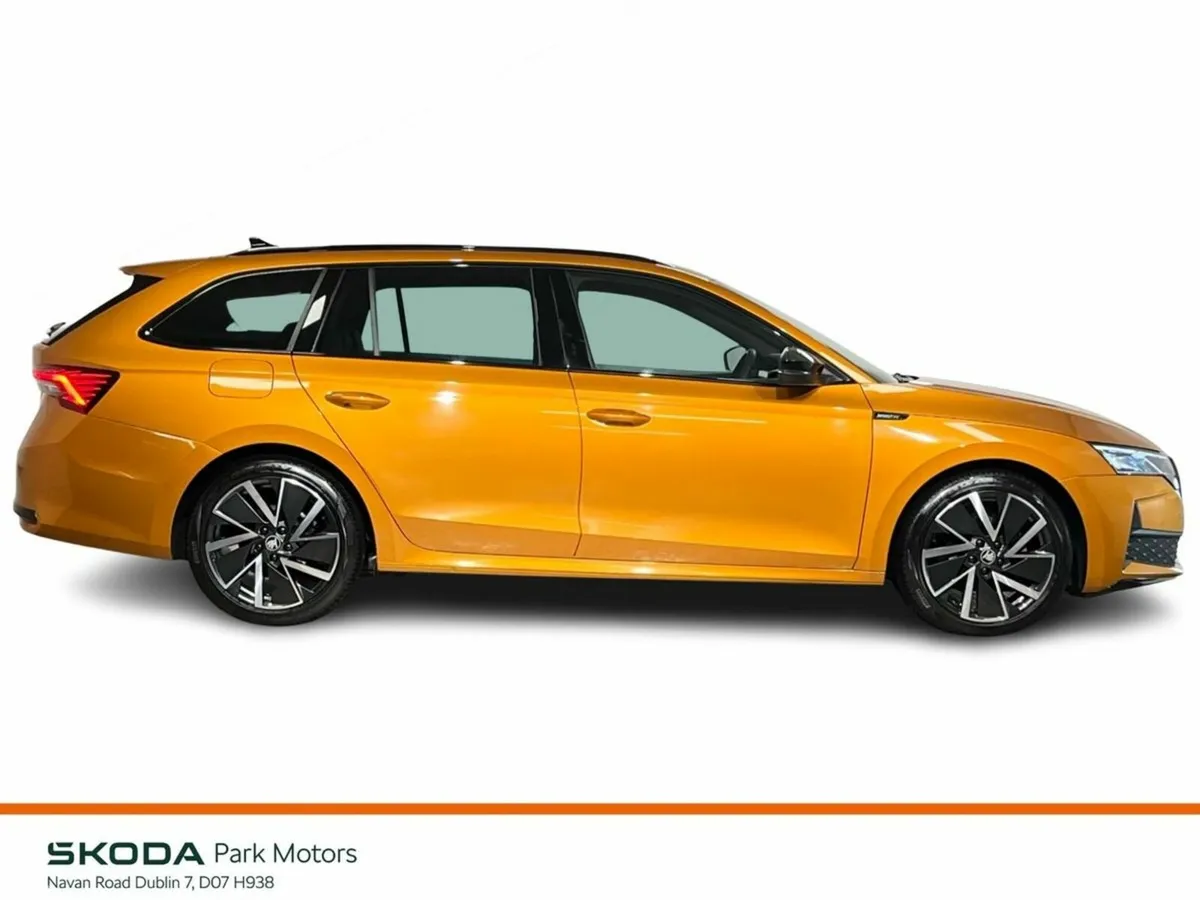 Skoda Octavia Estate, Diesel, 2025, Orange