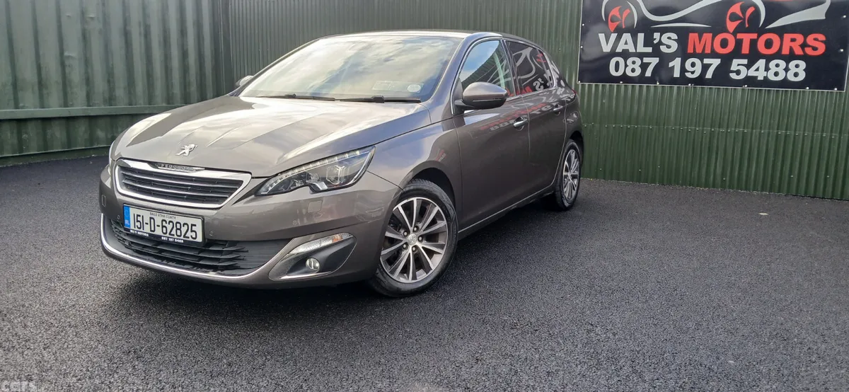 Peugeot 308 Hatchback, Petrol, 2015, Grey