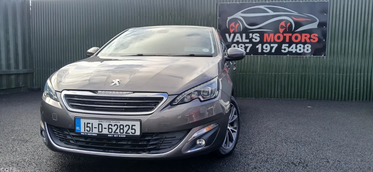 Peugeot 308 Hatchback, Petrol, 2015, Grey