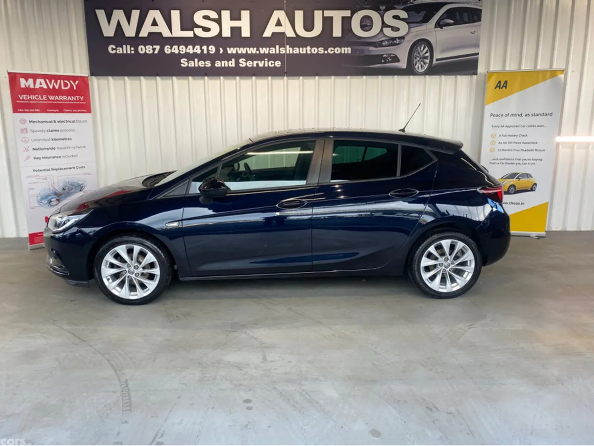 Opel Astra Hatchback, Petrol, 2019, Blue