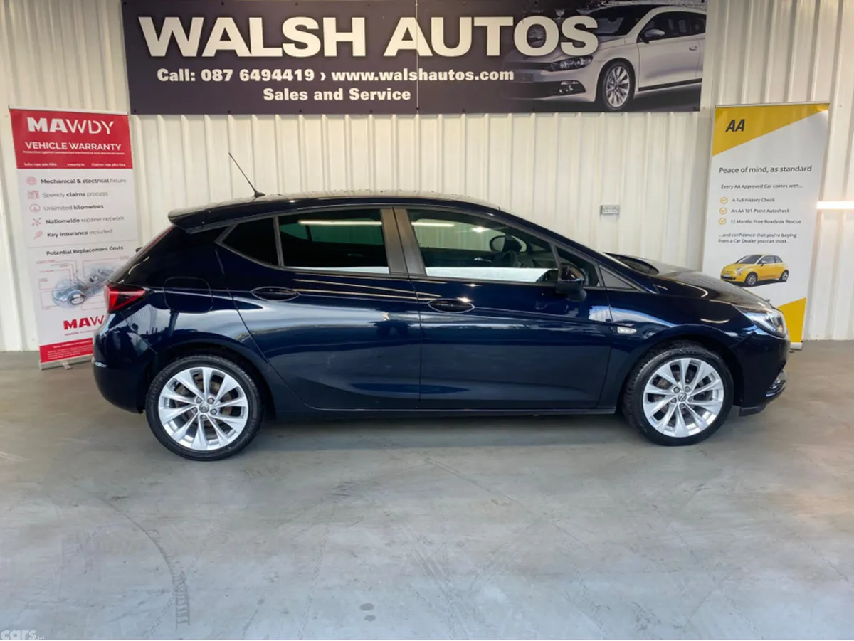Opel Astra Hatchback, Petrol, 2019, Blue
