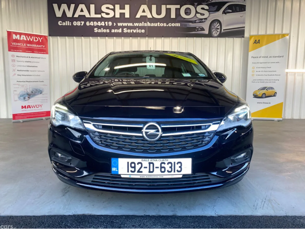 Opel Astra Hatchback, Petrol, 2019, Blue