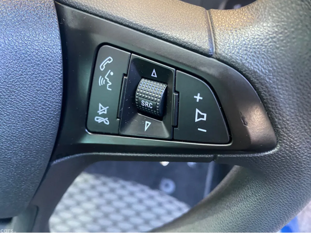 Opel Astra Hatchback, Petrol, 2019, Blue