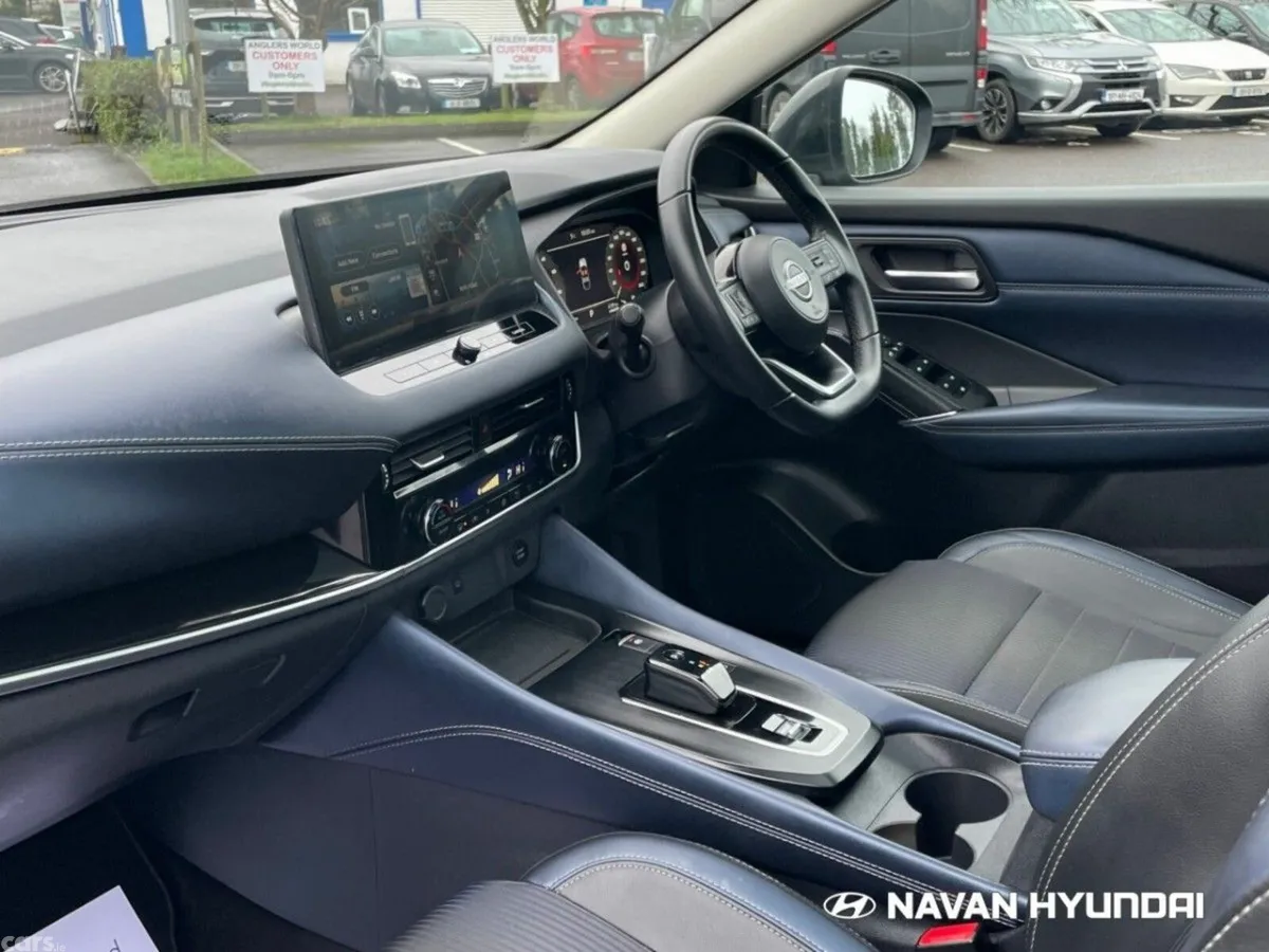 Nissan Qashqai MPV, Petrol Hybrid, 2023, Black