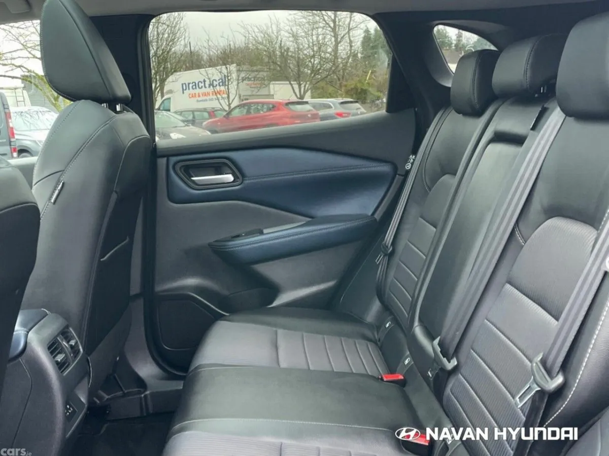 Nissan Qashqai MPV, Petrol Hybrid, 2023, Black
