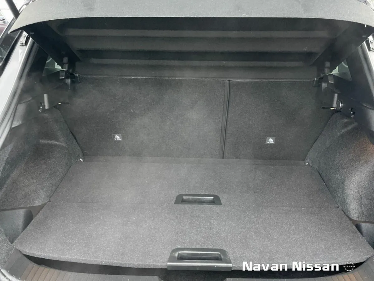 Nissan Qashqai MPV, Petrol Hybrid, 2023, Black