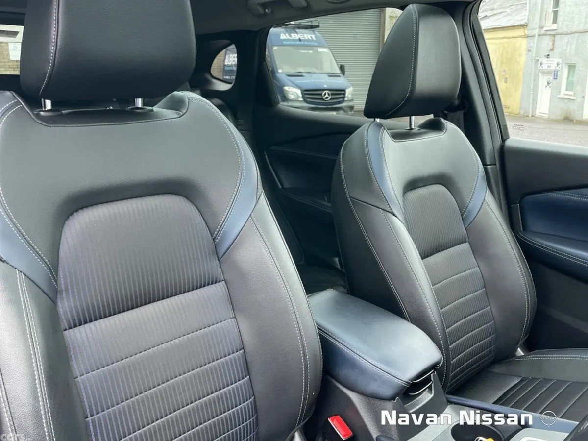Nissan Qashqai MPV, Petrol Hybrid, 2023, Black