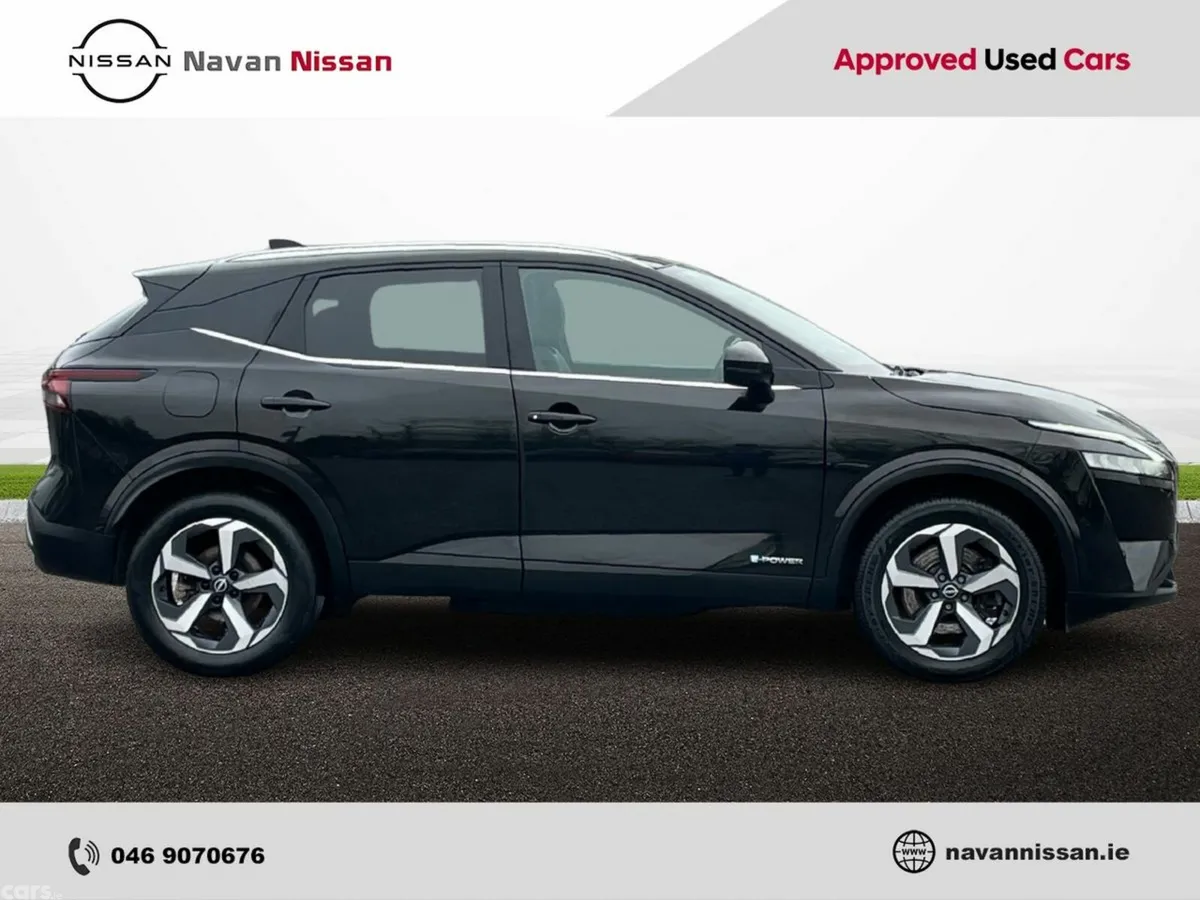 Nissan Qashqai MPV, Petrol Hybrid, 2023, Black