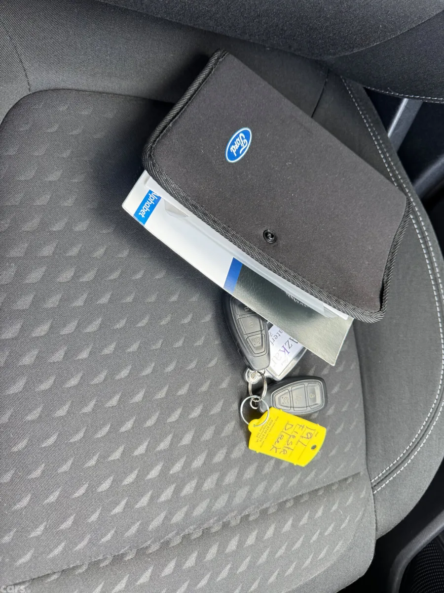 Ford Fiesta Hatchback, Diesel, 2019, Black