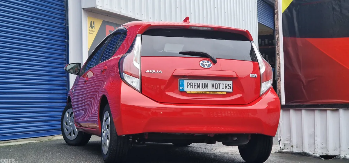 Toyota Aqua Hatchback, Petrol Hybrid, 2016, Red