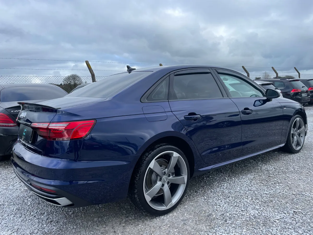 Audi A4 Saloon, Diesel, 2022, Blue
