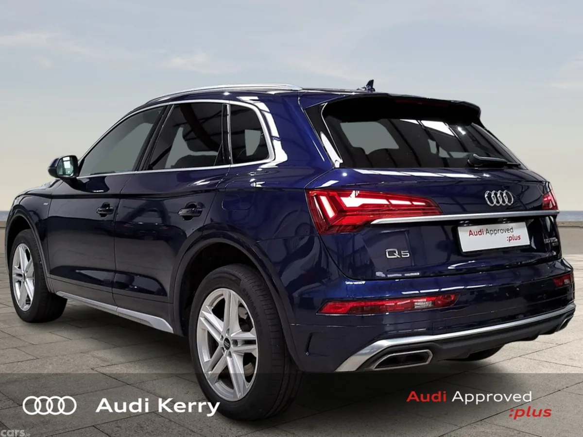 Audi Q5 SUV, Petrol Plug-in Hybrid, 2024, Blue