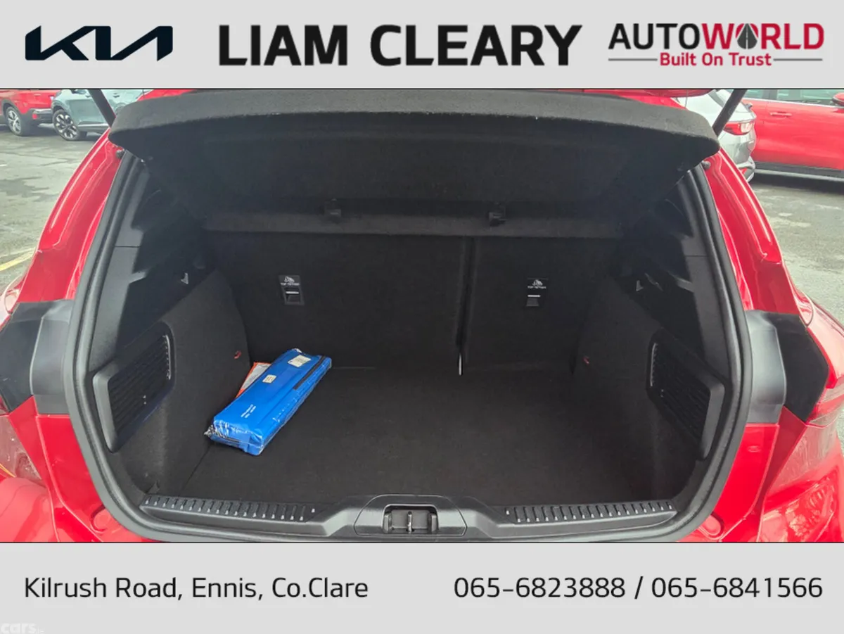 Ford Focus Hatchback, Petrol, 2022, Red