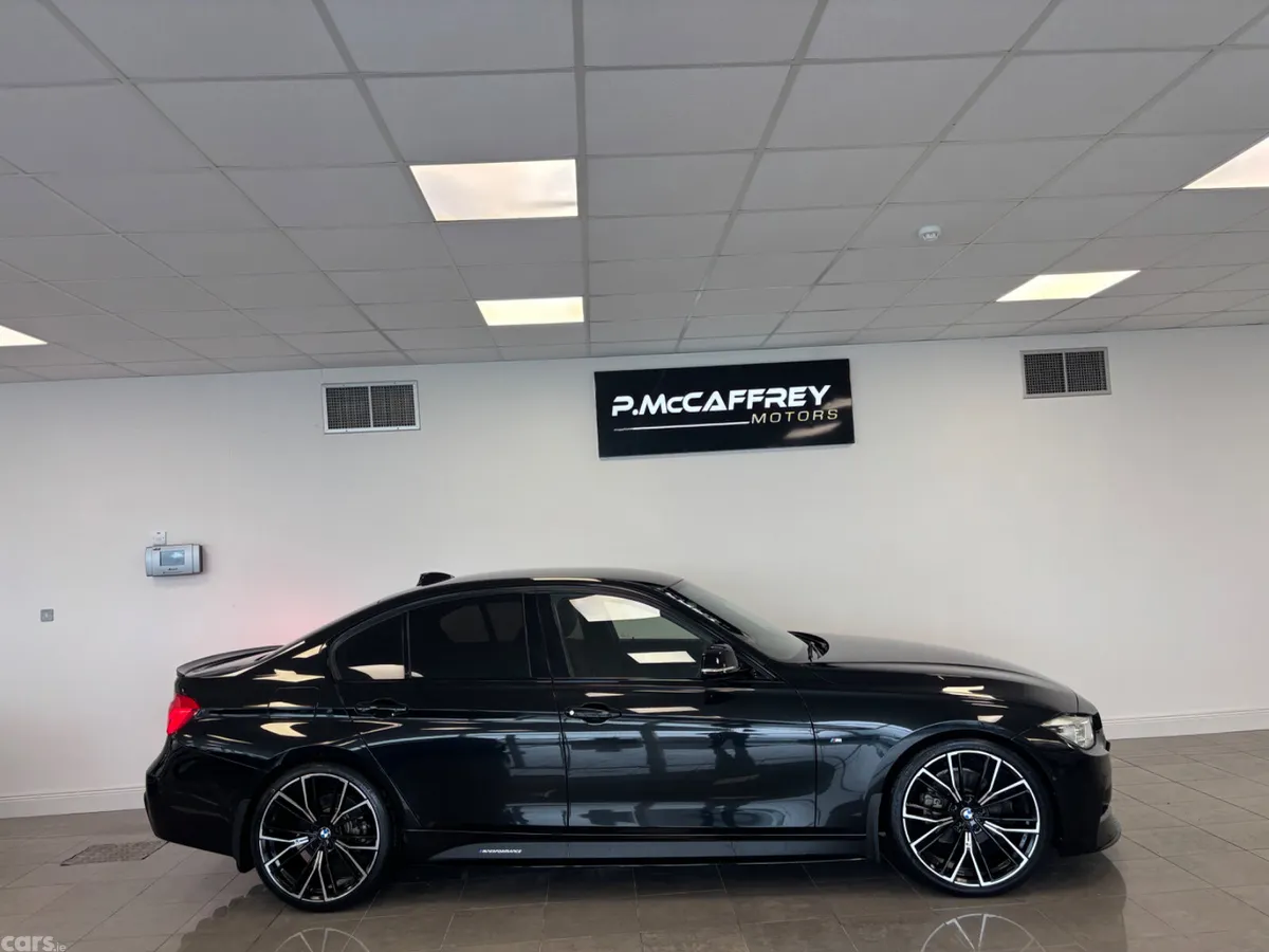 BMW 3-Series Saloon, Diesel, 2018, Black